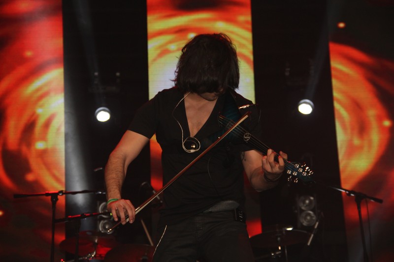 Avo Demirdjian in Concert